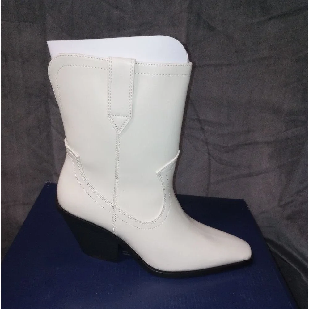 Scoop White Side Zip Western Booties Size 7 NWT